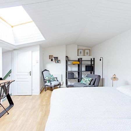 לה רושל Superbe Duplex De 70M2 Avec 2 Chambres En Hyper Centre Au Calme Sur Cour Classe 3 Etoiles Avec Parking En Option מראה חיצוני תמונה