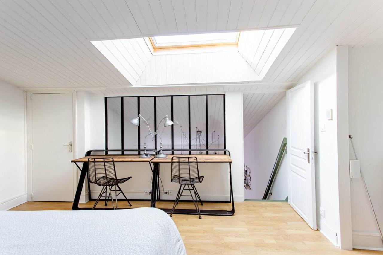 לה רושל Superbe Duplex De 70M2 Avec 2 Chambres En Hyper Centre Au Calme Sur Cour Classe 3 Etoiles Avec Parking En Option מראה חיצוני תמונה